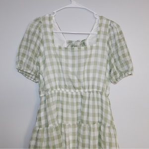 plaid patterned sage green flowy dress size medium